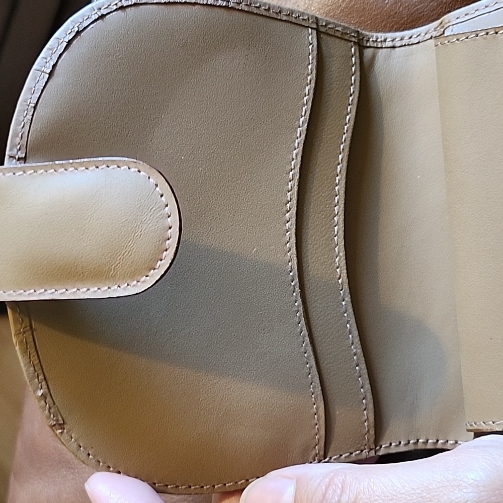 Mario Valentino  Wallet - Picture 9 of 15